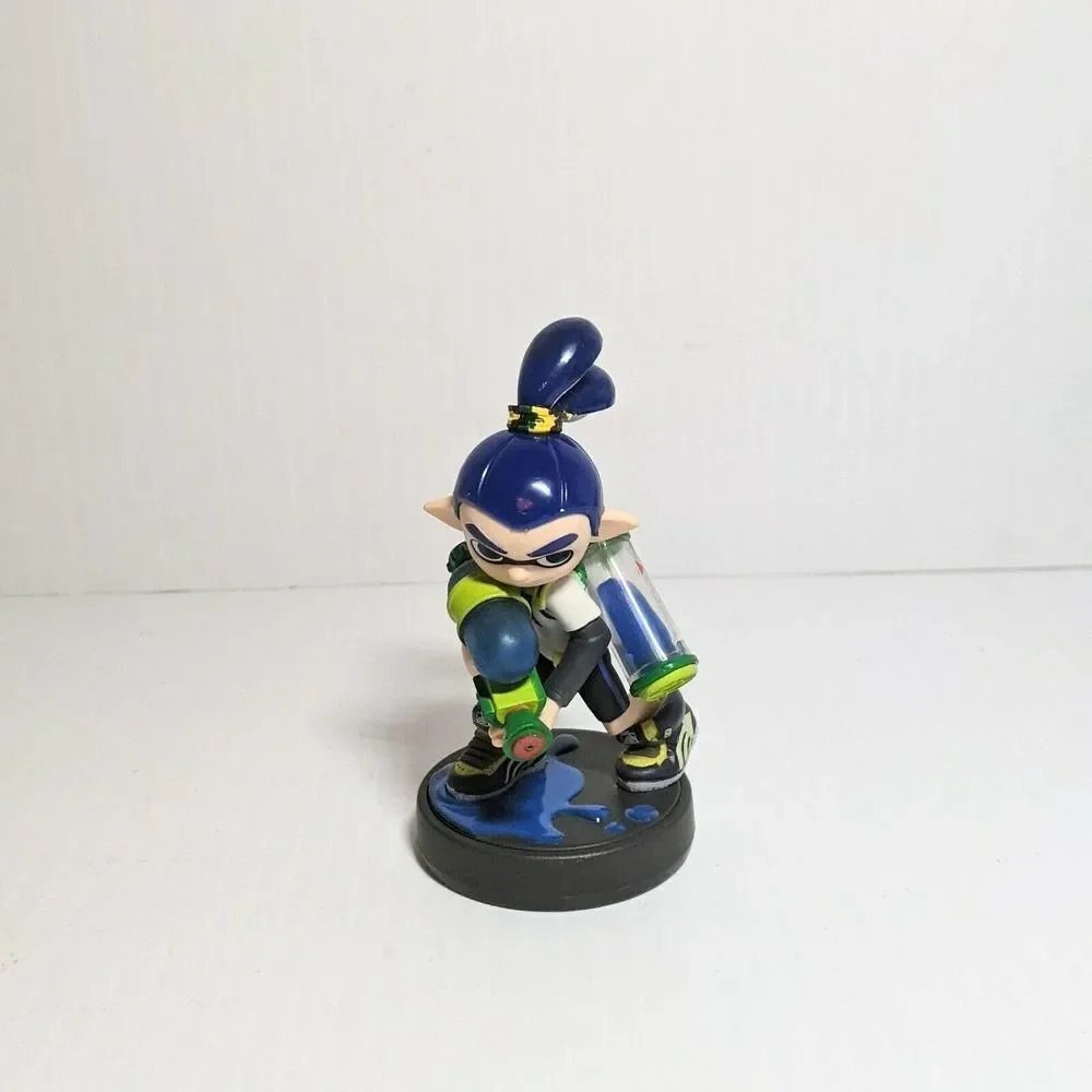 SKYLANDERS Portal of Power for XBOX , 4 Amiibos, Splatoon, Blades, Hand & Piggy